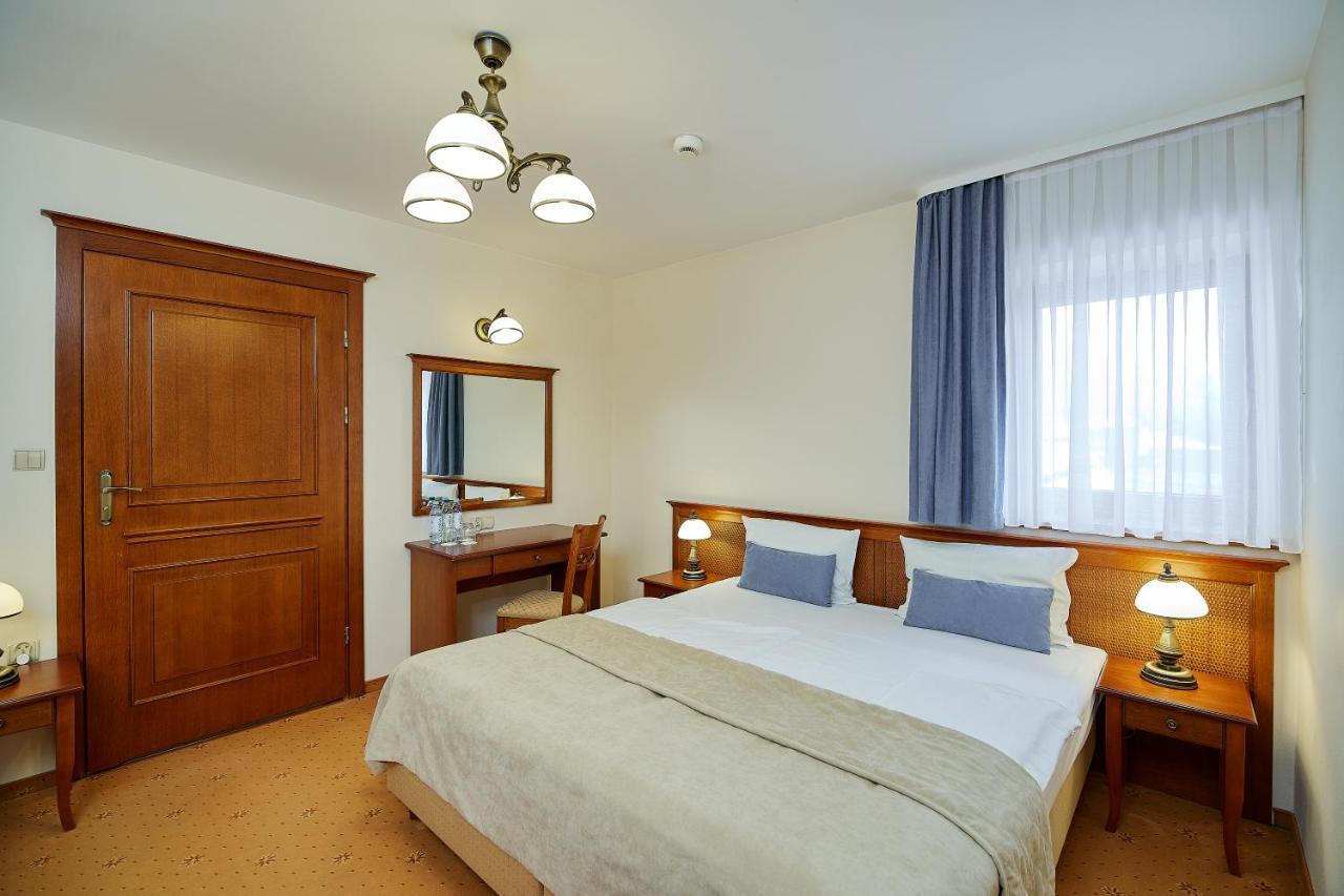 Hotel Burkaty Bialka Tatrzanska 外观 照片